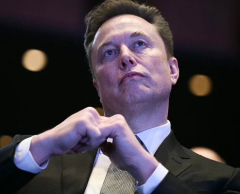Elon Musk Is Convinced He Can Turn Low-Earth Orbit Into a Gigantic Data Center