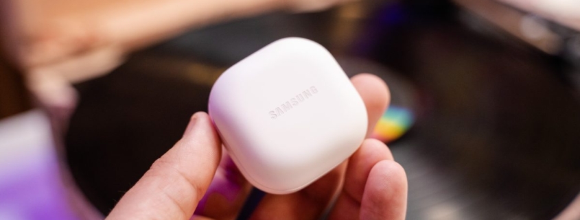 Galaxy Buds 4 goes back to old charging case is latest leak