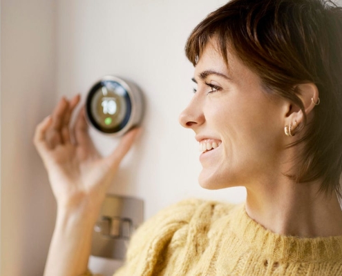 We Found Out How Renters Can Use Smart Thermostats to Save Money