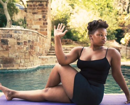 4 Exercises You Should Be Doing if You Can’t Touch Your Toes