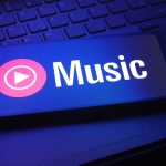 YouTube puts lyrics behind a paywall YouTube puts lyrics behind a paywall