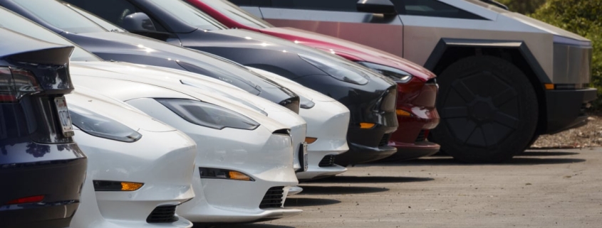 Tesla sues Calif. DMV after agency said the ‘self-driving’ cars don’t actually drive themselves