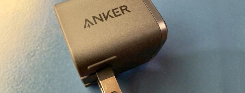 My new favorite Anker charger has a useful smart display (and won’t break the bank)