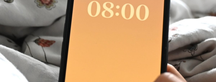 The Touchscreen MacBook Pro Will Have a Very iPhone-Like Screen, Report Says