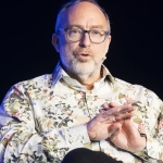 An Unbothered Jimmy Wales Calls Grokipedia a ‘Cartoon Imitation’ of Wikipedia