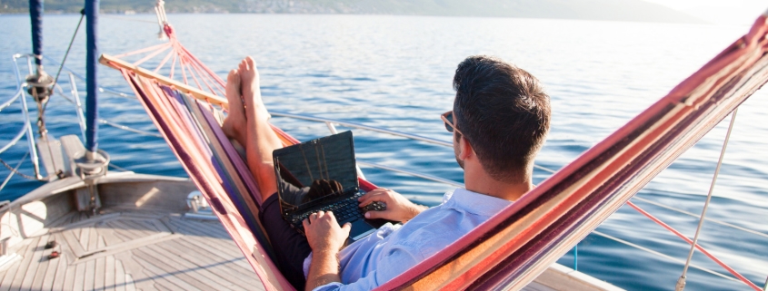 5 Cool New Gadgets Every Digital Nomad Should Check Out
