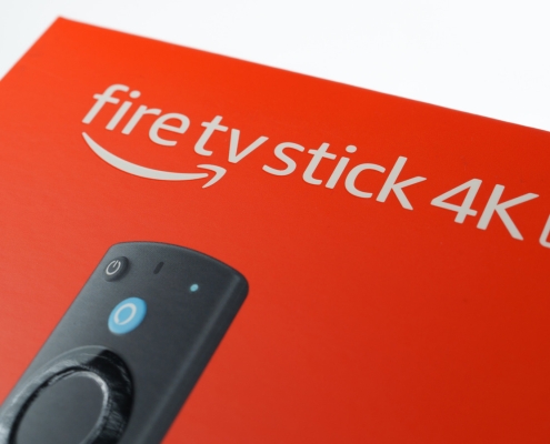 3 Tasks An Amazon Fire TV Stick Handles Better Than Your Smart TV 3 Tasks An Amazon Fire TV Stick Handles Better Than Your Smart TV
