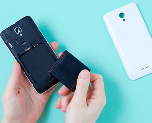 Removable Batteries In Mobile Phones May Be Making A Comeback Removable Batteries In Mobile Phones May Be Making A Comeback