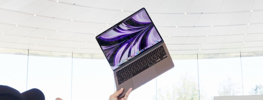 It’s time for Apple to let go of 60Hz displays