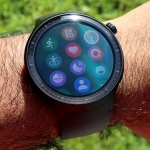 Motorola’s new smartwatch keeps things simple, but power users may want more Motorola’s new smartwatch keeps things simple, but power users may want more