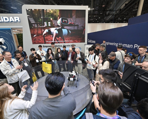 Vbot Steals the Show, ‘Vbot SuperDog’ Poised to Become One of the Year’s Hottest Tech Gadgets · TechNode