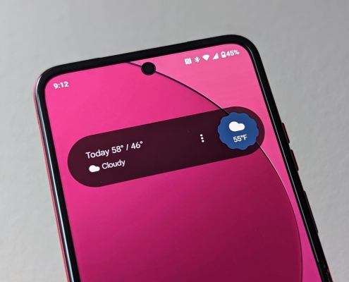 Pixel’s At a Glance just got easier to read, and I can finally use my favorite wallpaper