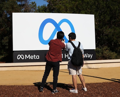 Jury rules against Meta, orders 5 million fine in major child safety trial