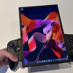 Lenovo’s Foldable Gaming Handheld Is Too Cool to Remain Just a Concept