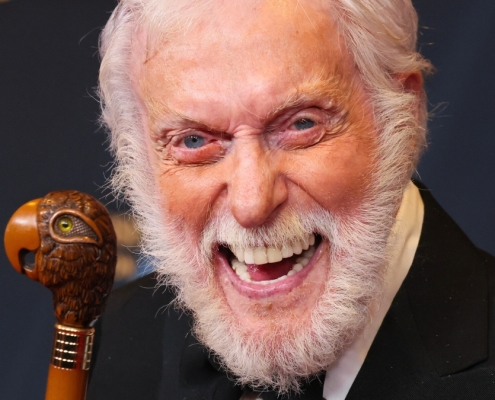 Dick Van Dyke Credits His Longevity to One Habit, And Science Supports It : ScienceAlert