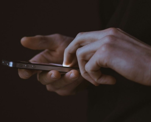 Government-grade iPhone exploit kit spreading to hackers: reports Government-grade iPhone exploit kit spreading to hackers: reports