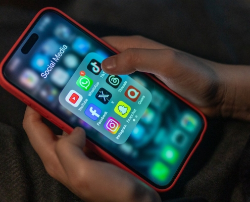 Indonesia outlines plan to limit under-16s’ access to social media