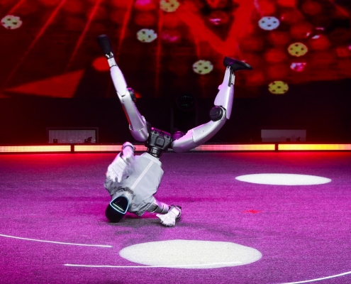 Employees had to restrain a dancing humanoid robot after it went wild at a California restaurant