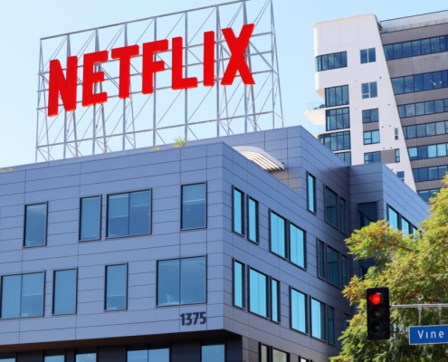 Netflix cedes Warner Bros. Discovery to Paramount: “No longer financially attractive”