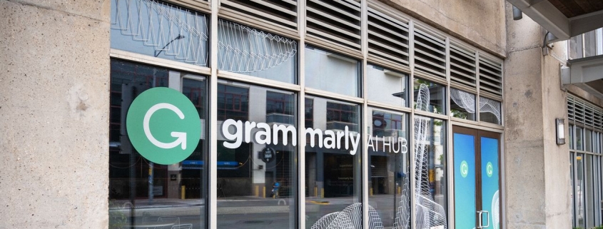 Grammarly Is Offering ‘Expert’ AI Reviews From Your Favorite Authors—Dead or Alive