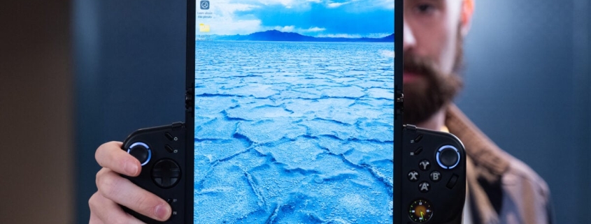 The Screen on Lenovo’s Foldable Handheld Is Not Even Its Most Interesting Part