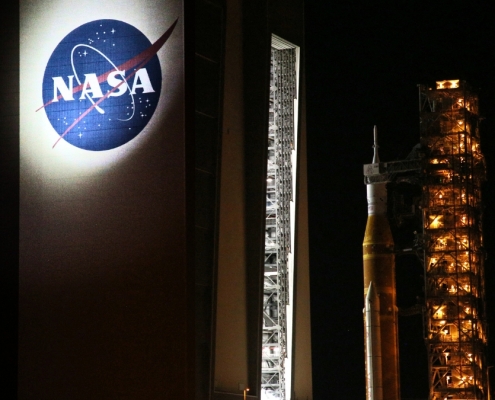 NASA Announces Major Change to Plans For Putting Humans on The Moon : ScienceAlert