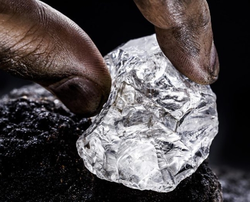 Scientists Unveil Cheaper and Faster Way To Extract Lithium From Massive Untouched Reserves