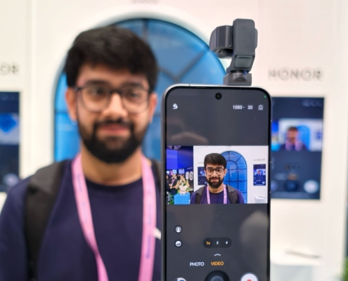 Honor’s Robot Phone is one of the strangest (and coolest) things I’ve seen at MWC 2026