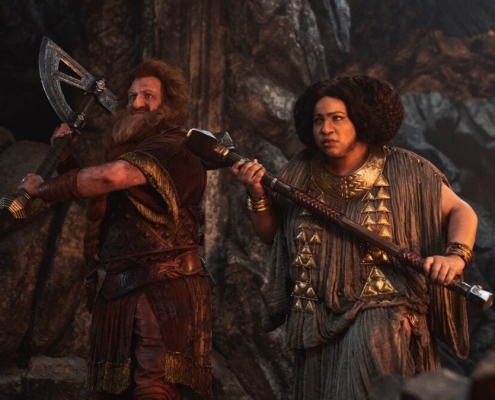 Brandon Sanderson Explains Why He Doesn’t Write About Elves or Dwarves