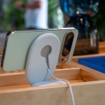 Google Store’s new Pixel charging dock does one thing most 3-in-1 chargers don’t