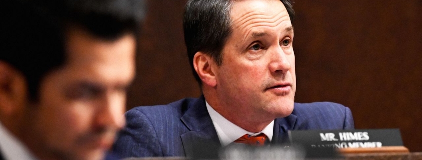 A Top Democrat Is Urging Colleagues to Support Trump’s Spy Machine