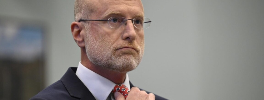 FCC chair blasts Amazon after it criticizes SpaceX megaconstellation