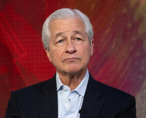 JP Morgan CEO Jamie Dimon says stablecoin issuers paying interest should be regulated as banks