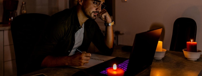 6 Tech Products You Need to Help Manage Blackouts and Power Failures