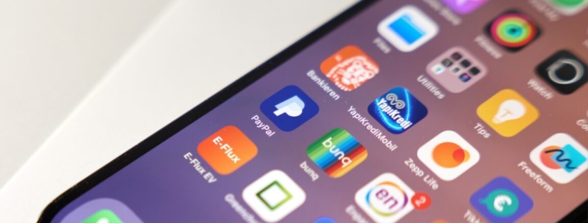 Feds take notice of iOS vulnerabilities exploited under mysterious circumstances