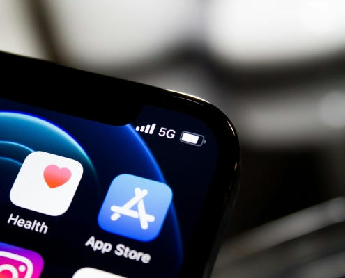 Apple cuts App Store commission rates in mainland China · TechNode Apple cuts App Store commission rates in mainland China · TechNode