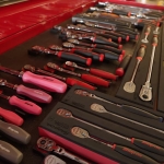 5 Tools Snap-On Makes That DeWalt Doesn’t