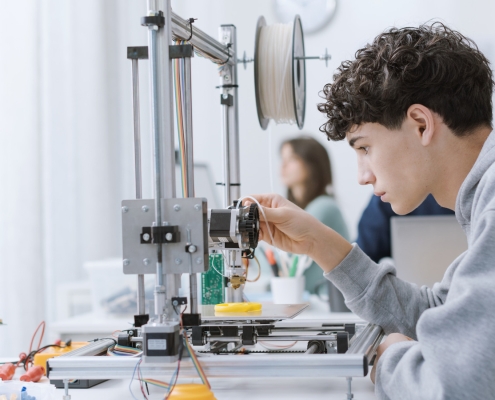 5 Cool Smartphone Accessories You Can 3D Print