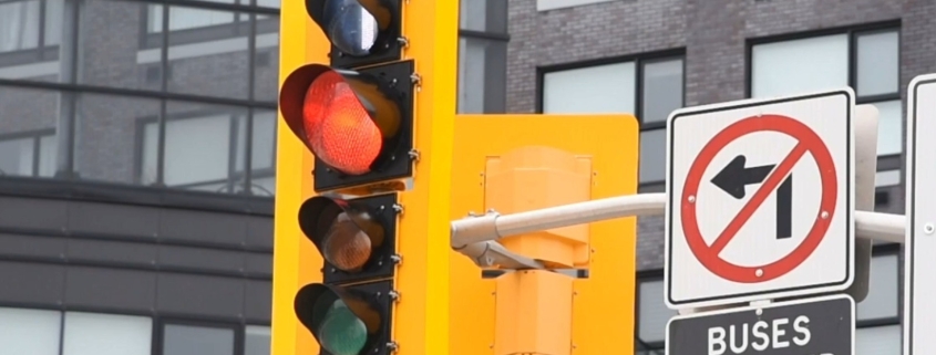 Those White Traffic Lights You May See On Some Roads Aren’t Meant For You