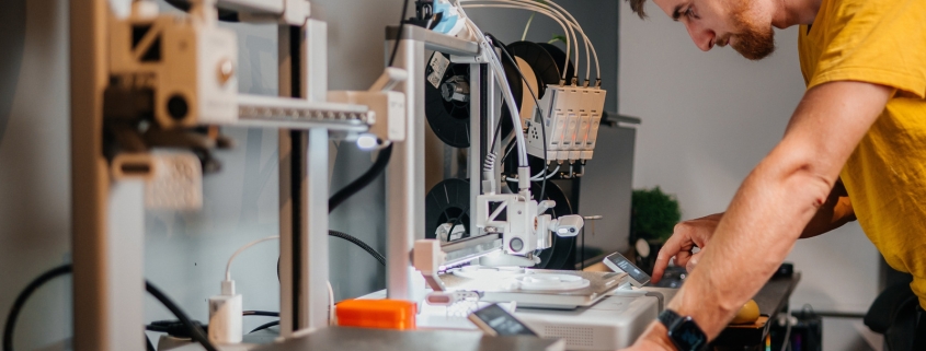 5 Cool Gadgets Everyone New To 3D Printing Should Have