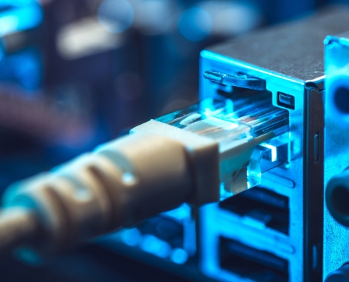 5 Ways To Use Your PC’s Ethernet Port (Besides Plugging In Your Router)