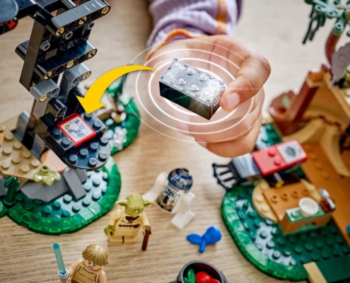 Lego’s Smart Brick is here, and it transforms these new Star Wars sets