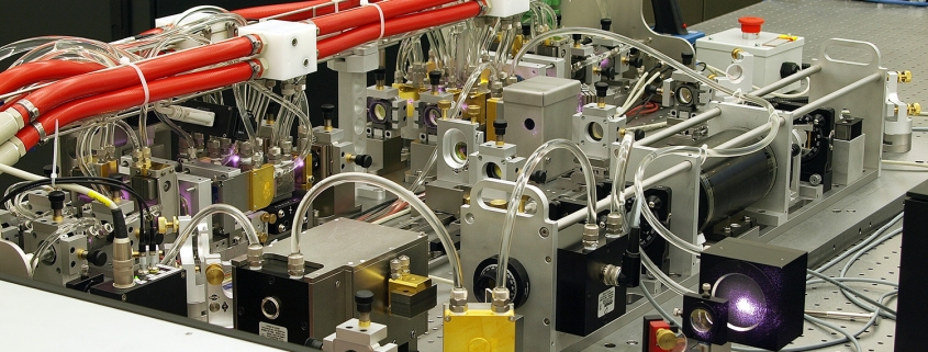 Causality optional? Testing the “indefinite causal order” superposition