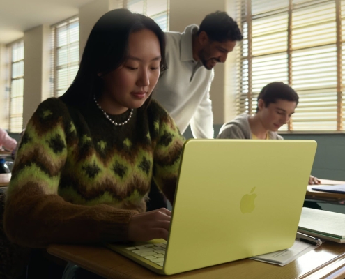 Apple’s Low-Cost iPhone 17e is Faster Than the Low-Cost MacBook Neo