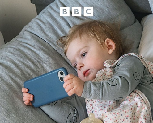 Tech Life – Screen time ‘rewiring our brains’