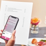 Is it Gauche to Use a Wine App at a Restaurant? Here’s What a Sommelier Says