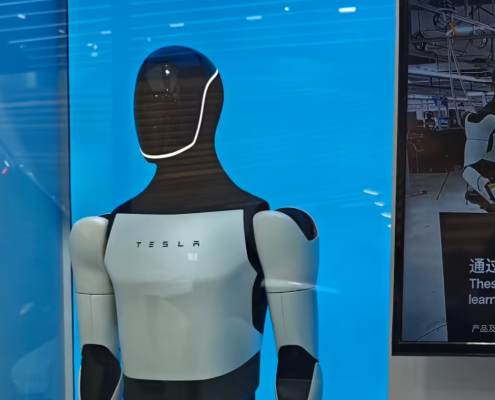 Tesla showcases third-generation humanoid robot · TechNode
