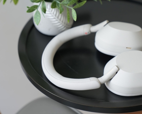 You have eight hours to snag Sony WH-1000XM5 headphones at their lowest price ever (39% off) You have eight hours to snag Sony WH-1000XM5 headphones at their lowest price ever (39% off)