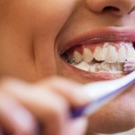 Hospital-acquired pneumonia reduced by daily toothbrushing