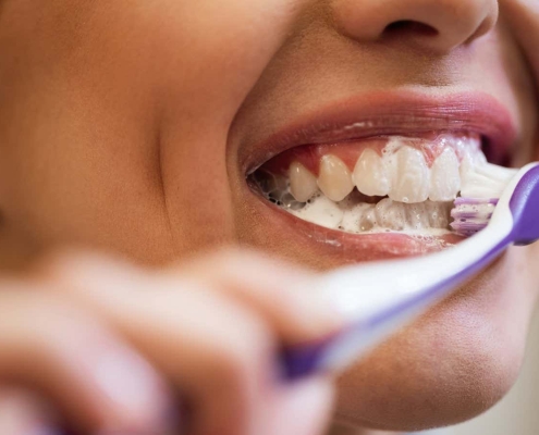 Hospital-acquired pneumonia reduced by daily toothbrushing